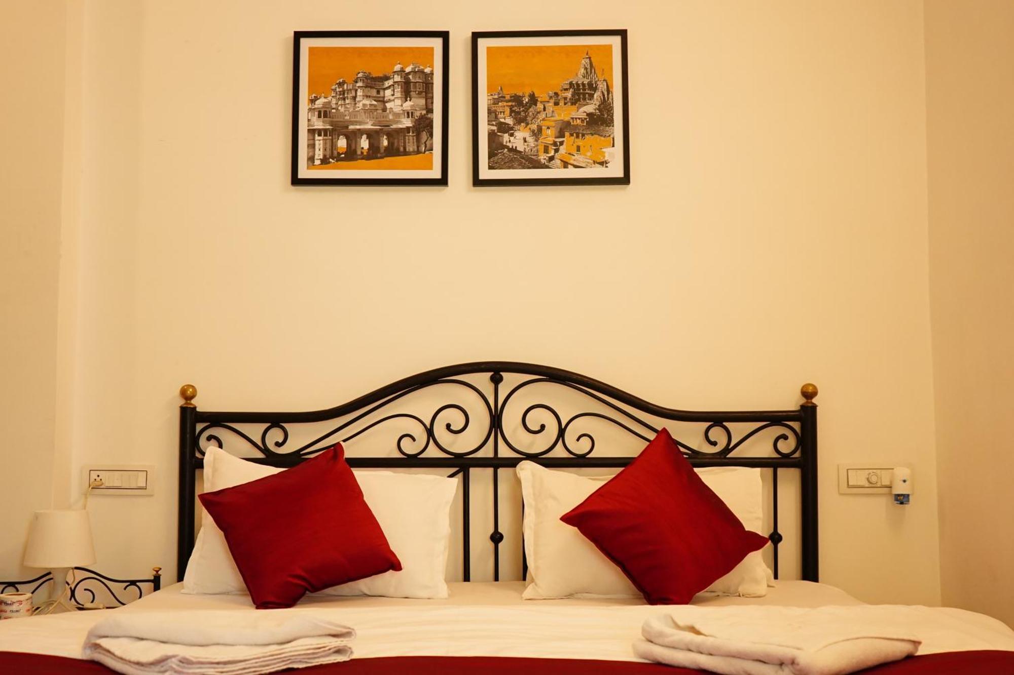 Rising Shemesh Home Stay Udaipur Dış mekan fotoğraf