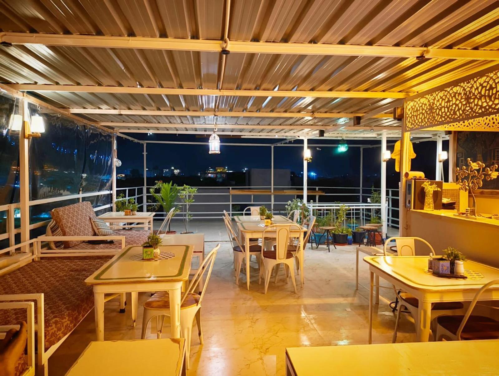 Rising Shemesh Home Stay Udaipur Dış mekan fotoğraf