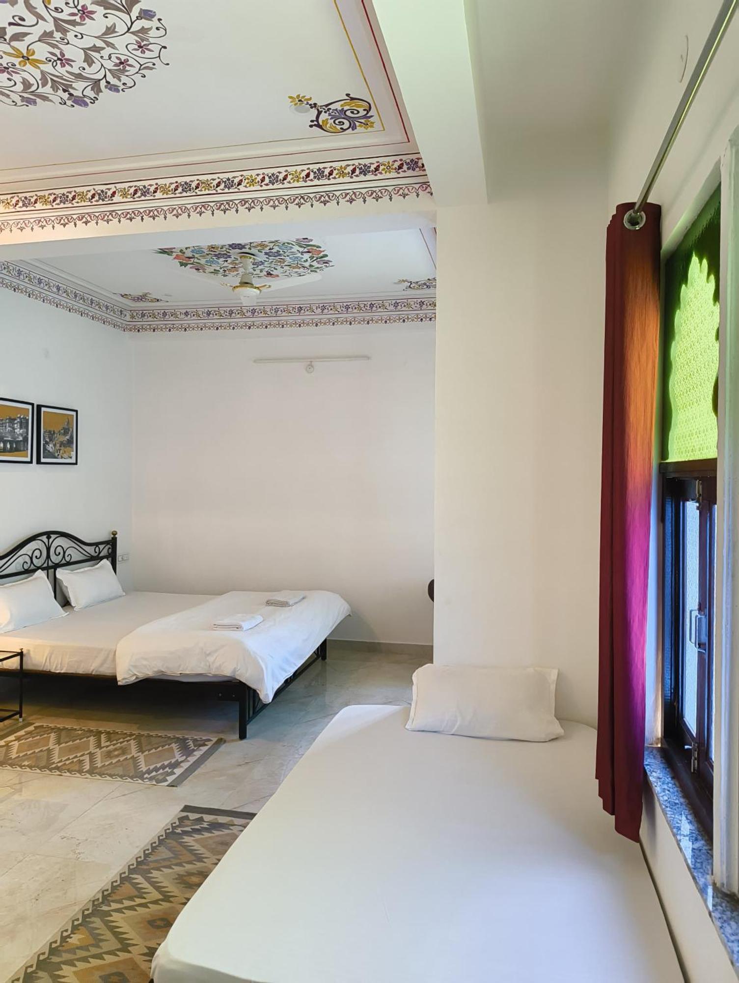 Rising Shemesh Home Stay Udaipur Dış mekan fotoğraf