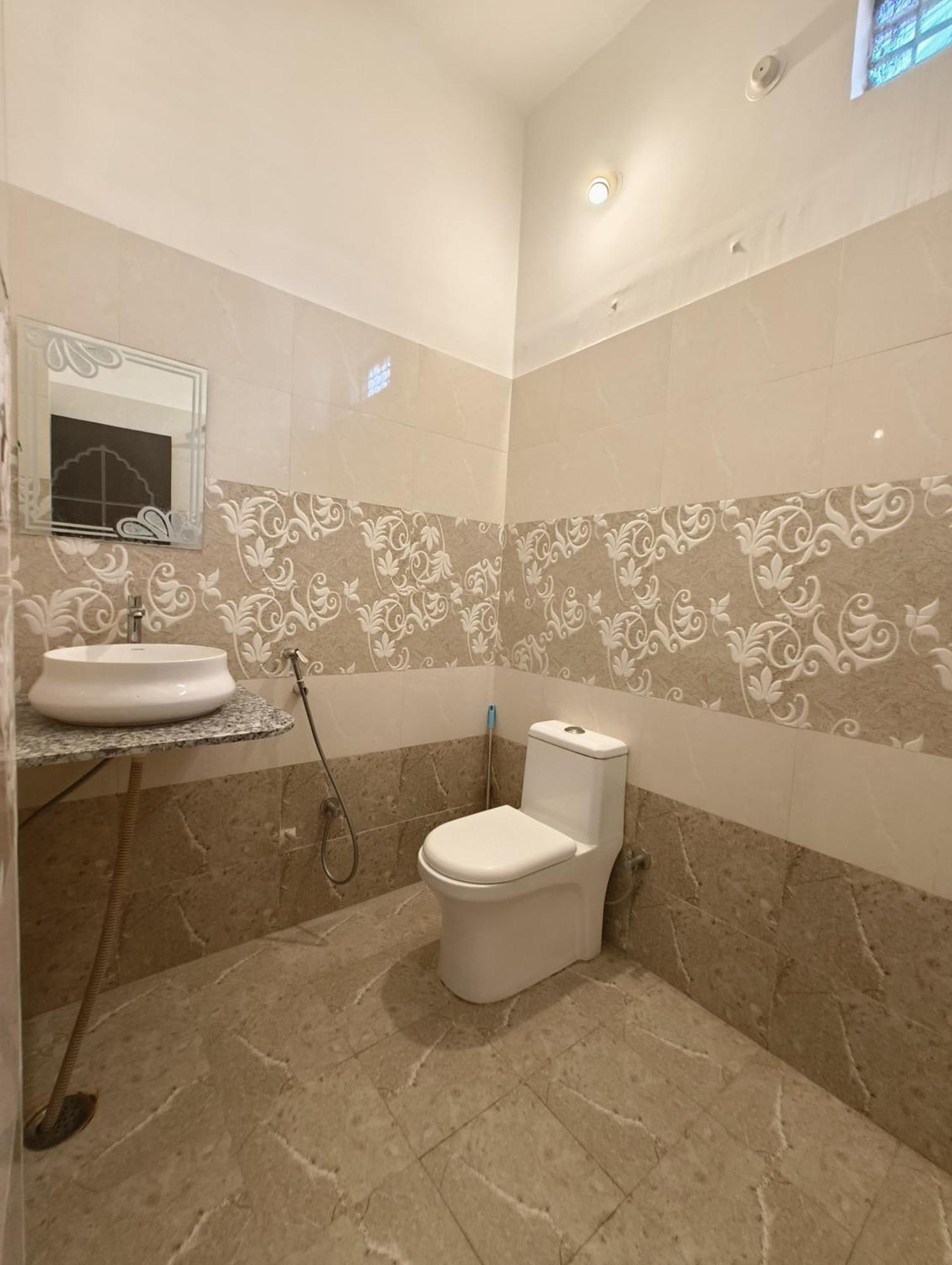 Rising Shemesh Home Stay Udaipur Dış mekan fotoğraf