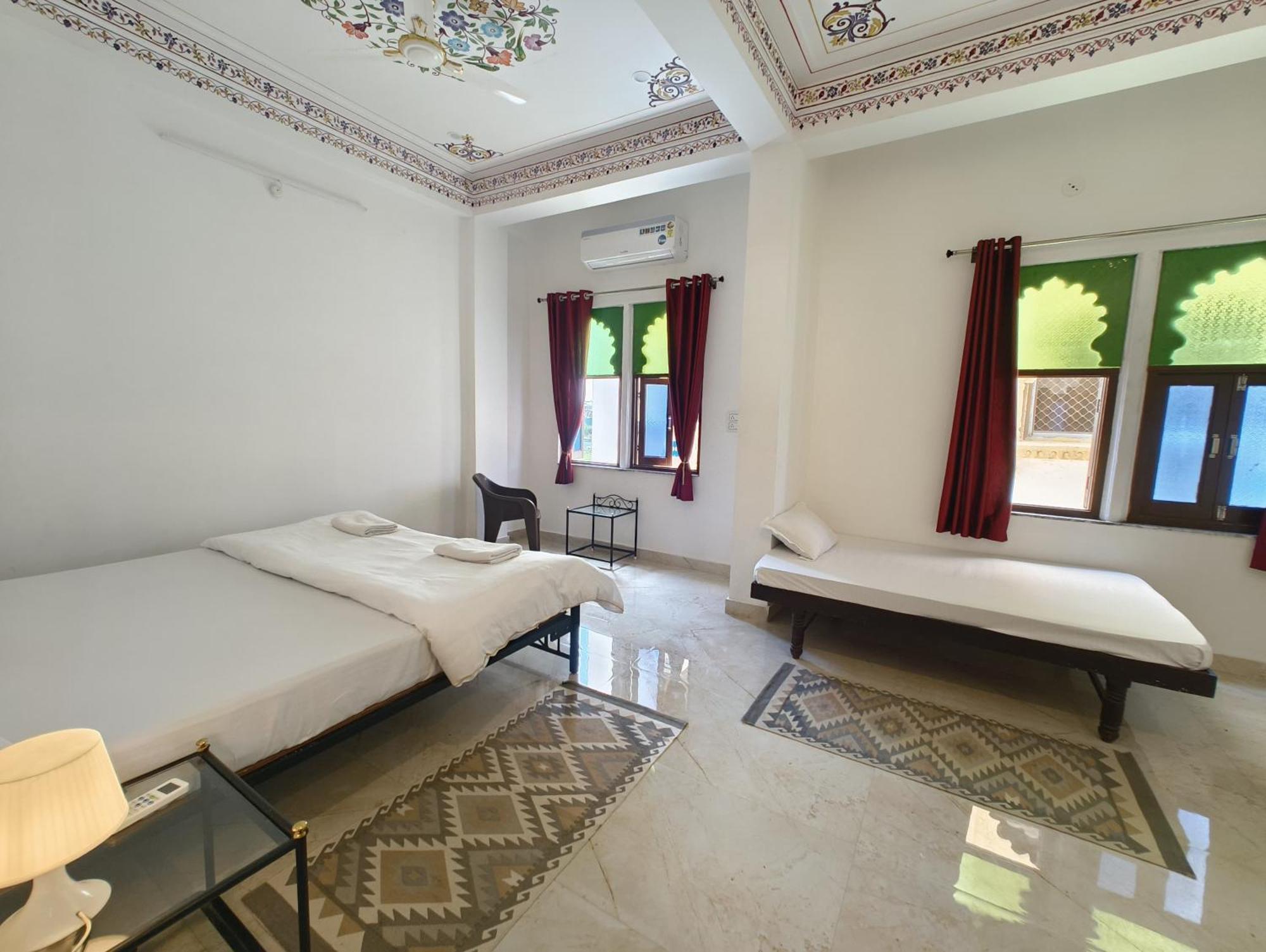 Rising Shemesh Home Stay Udaipur Dış mekan fotoğraf