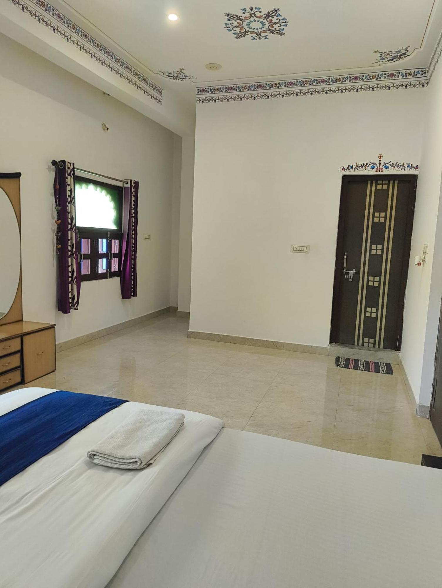 Rising Shemesh Home Stay Udaipur Dış mekan fotoğraf